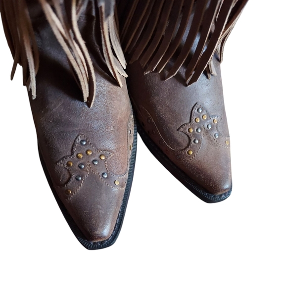 Laredo Fringed Leather Snip Toe Boot - Picture 4 of 11